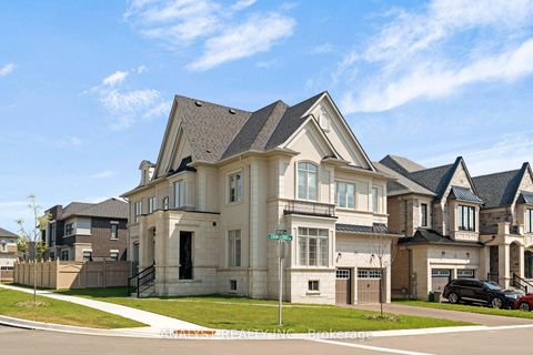 Photo 7 at 94 Crawford Drive, Nobleton, King