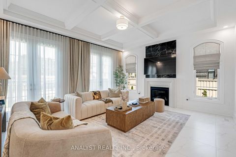 Photo 11 at 94 Crawford Drive, Nobleton, King