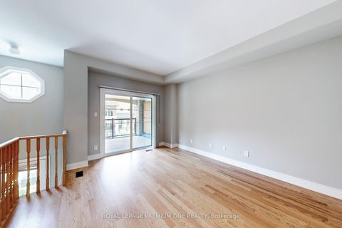 Photo 3 at 71 DRYDEN Way N, Richview, Toronto