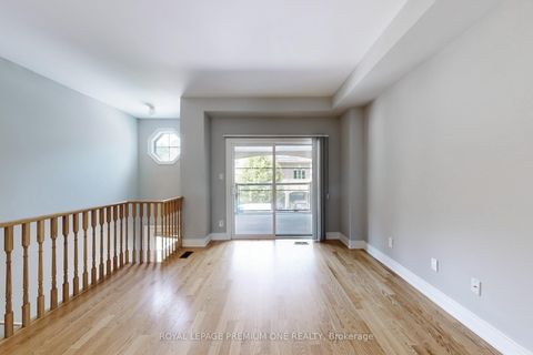 Photo 4 at 71 DRYDEN Way N, Richview, Toronto