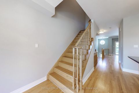 Photo 19 at 71 DRYDEN Way N, Richview, Toronto