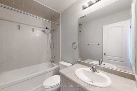 Photo 33 at 71 DRYDEN Way N, Richview, Toronto