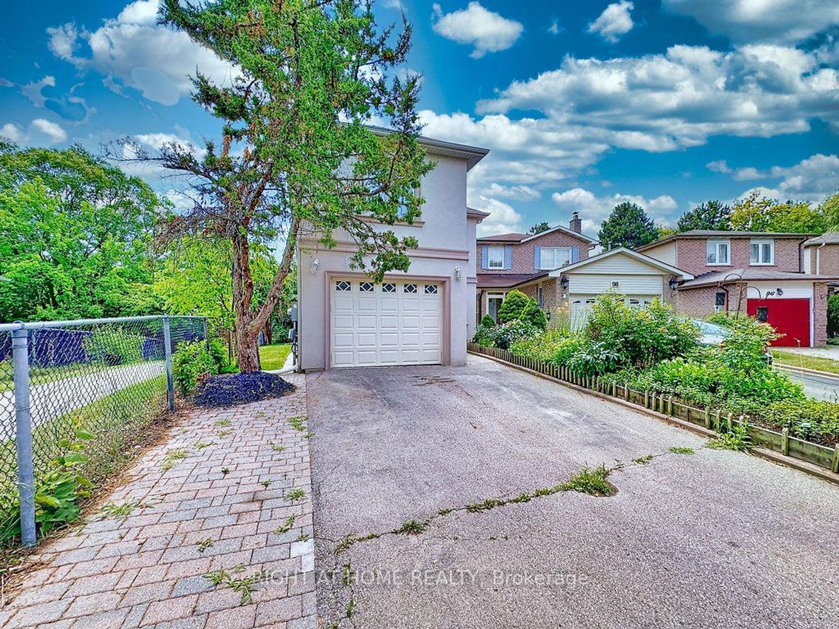 100 Greenbelt Crescent, North Richvale, Richmond Hill 