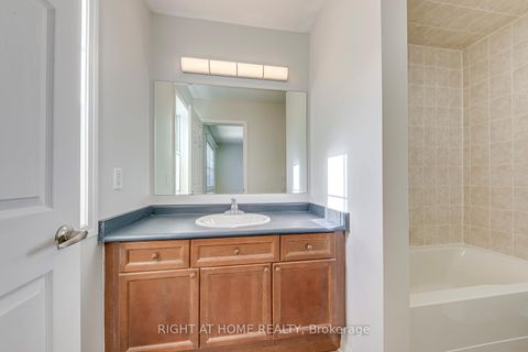 Photo 21 at 2872 Garnethill Way, WM Westmount, Oakville