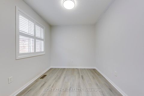 Photo 24 at 2872 Garnethill Way, WM Westmount, Oakville