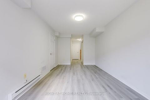 Photo 32 at 2872 Garnethill Way, WM Westmount, Oakville