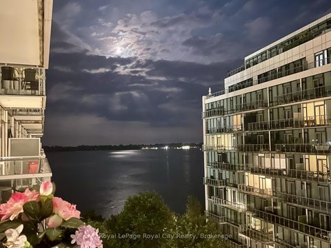 Photo 20 at 830 - 39 Queens Quay E, Waterfront Communities C8, Toronto
