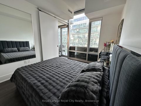 Photo 24 at 830 - 39 Queens Quay E, Waterfront Communities C8, Toronto