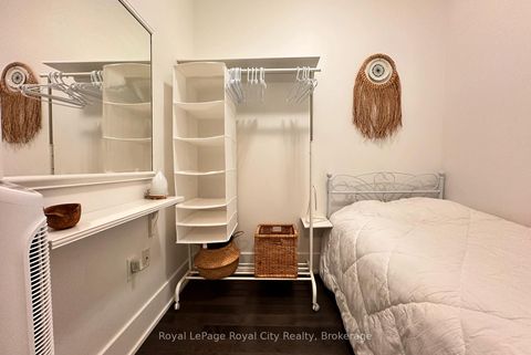 Photo 25 at 830 - 39 Queens Quay E, Waterfront Communities C8, Toronto