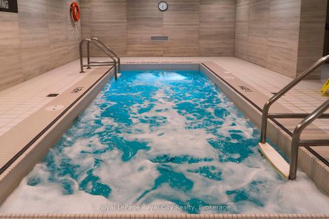Photo 35 at 830 - 39 Queens Quay E, Waterfront Communities C8, Toronto
