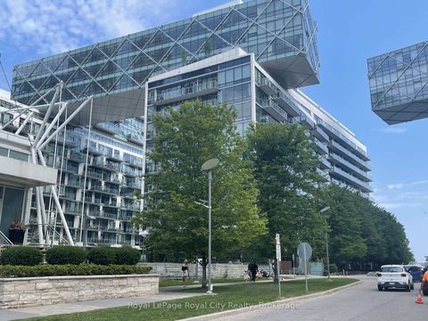 Photo 40 at 830 - 39 Queens Quay E, Waterfront Communities C8, Toronto