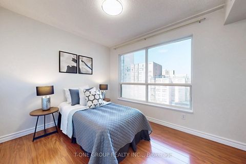Photo 11 at 808 - 2550 Lawrence Avenue E, Dorset Park, Toronto