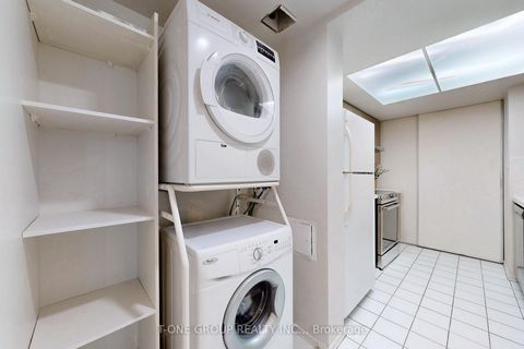 Photo 13 at 808 - 2550 Lawrence Avenue E, Dorset Park, Toronto
