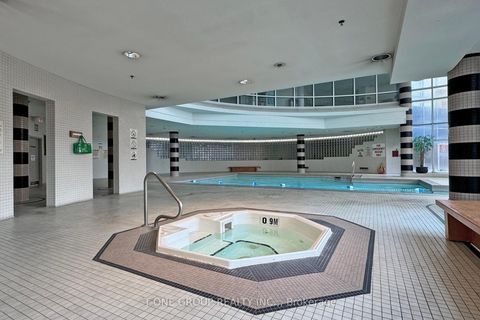 Photo 14 at 808 - 2550 Lawrence Avenue E, Dorset Park, Toronto