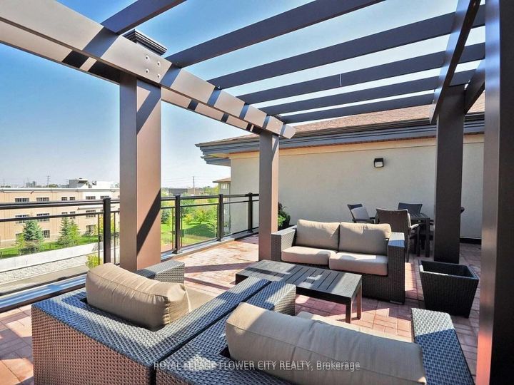Photo 22 at 215 - 570 Lolita Gardens, Mississauga Valleys, Mississauga