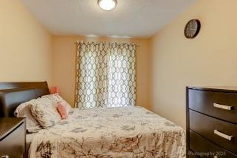 Photo 15 at 8 - 37 Four Winds Drive, York University Heights, Toronto