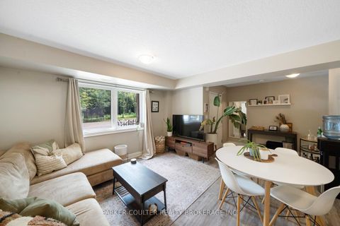 Photo 7 at 640 Mapleview Drive E, Rural Innisfil, Innisfil Photo 7 at 640 Mapleview Drive E, Rural Innisfil, Innisfil