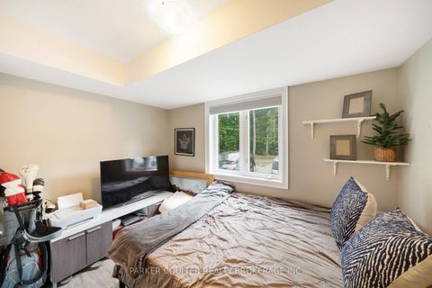 Photo 11 at 640 Mapleview Drive E, Rural Innisfil, Innisfil Photo 11 at 640 Mapleview Drive E, Rural Innisfil, Innisfil