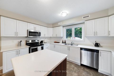 Photo 19 at 640 Mapleview Drive E, Rural Innisfil, Innisfil Photo 19 at 640 Mapleview Drive E, Rural Innisfil, Innisfil