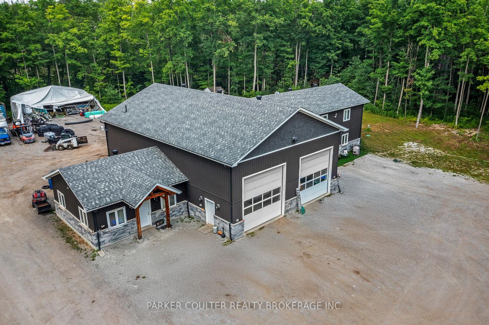 640 Mapleview Drive E, Rural Innisfil, Innisfil photo number 2 640 Mapleview Drive E, Rural Innisfil, Innisfil photo number 2
