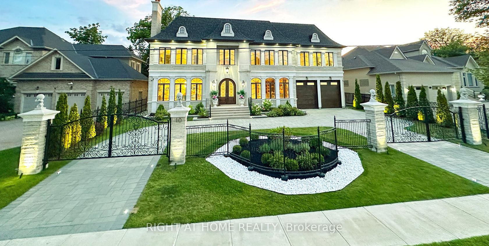 10 Yongeview Avenue, South Richvale, Richmond Hill 