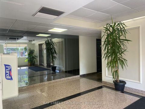 Photo 1 at 212 - 7378 Yonge Street, Yorkhill, Vaughan
