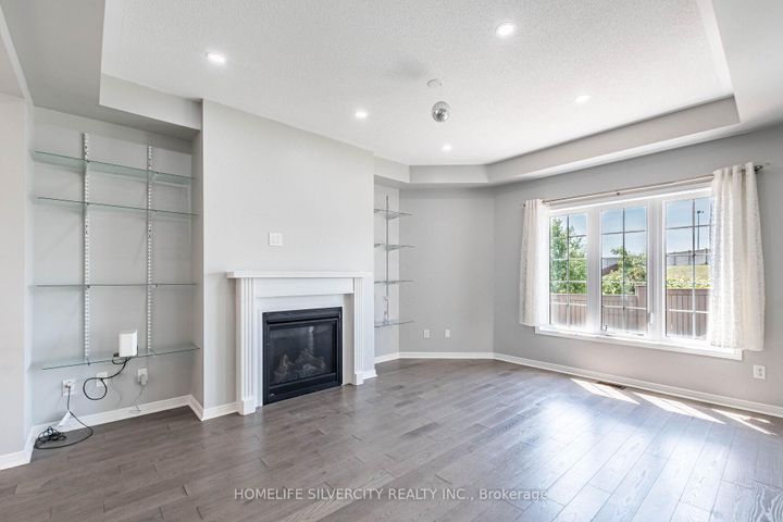 Photo 7 at 42 Cookview Drive, Wellington, Brampton