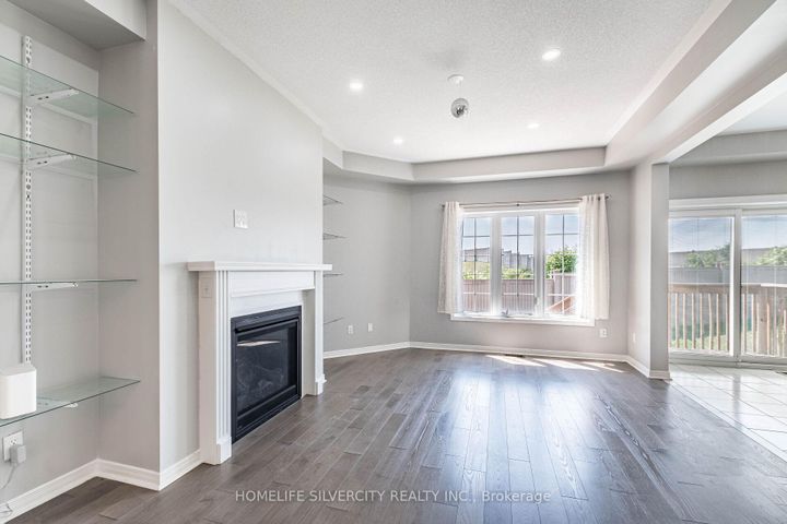 Photo 8 at 42 Cookview Drive, Wellington, Brampton