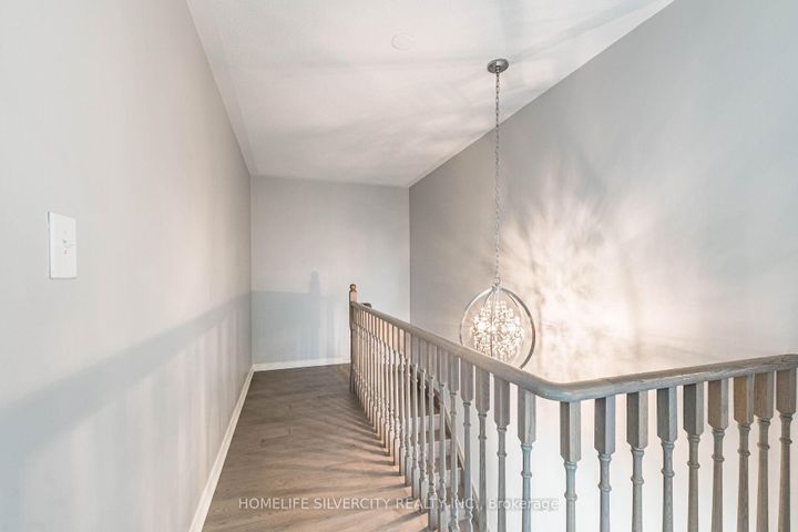 Photo 20 at 42 Cookview Drive, Wellington, Brampton
