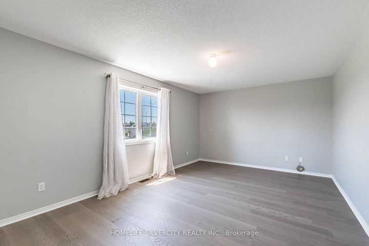 Photo 22 at 42 Cookview Drive, Wellington, Brampton