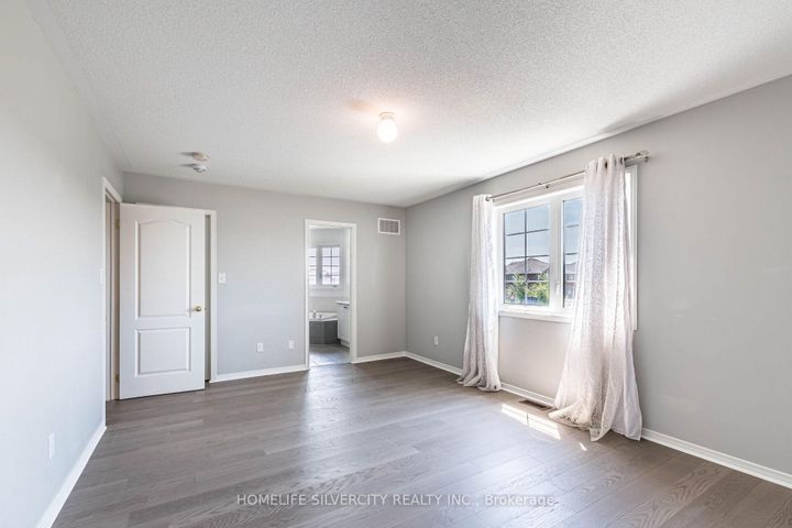 Photo 23 at 42 Cookview Drive, Wellington, Brampton