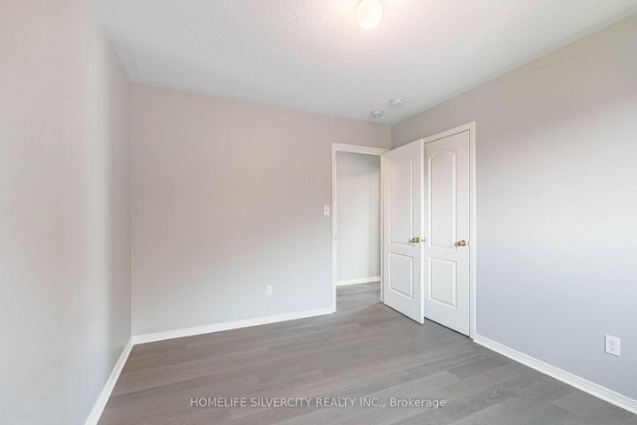 Photo 30 at 42 Cookview Drive, Wellington, Brampton