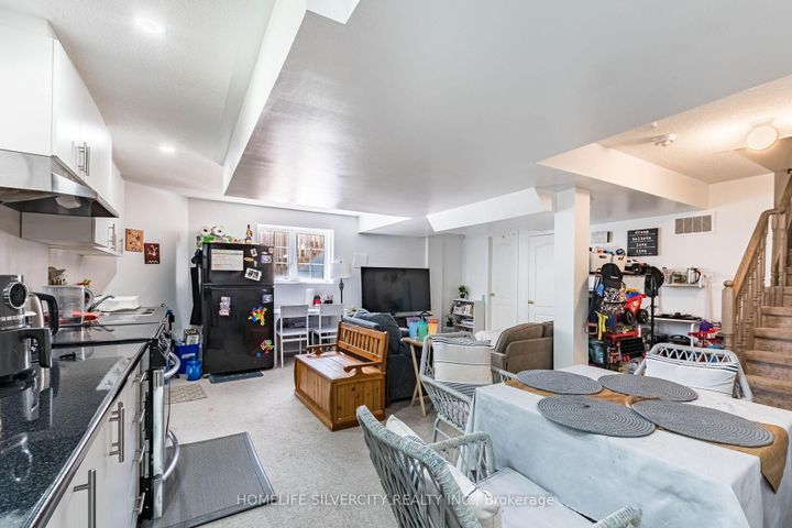 Photo 36 at 42 Cookview Drive, Wellington, Brampton