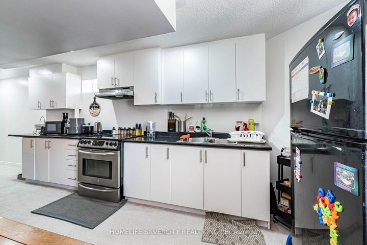 Photo 39 at 42 Cookview Drive, Wellington, Brampton