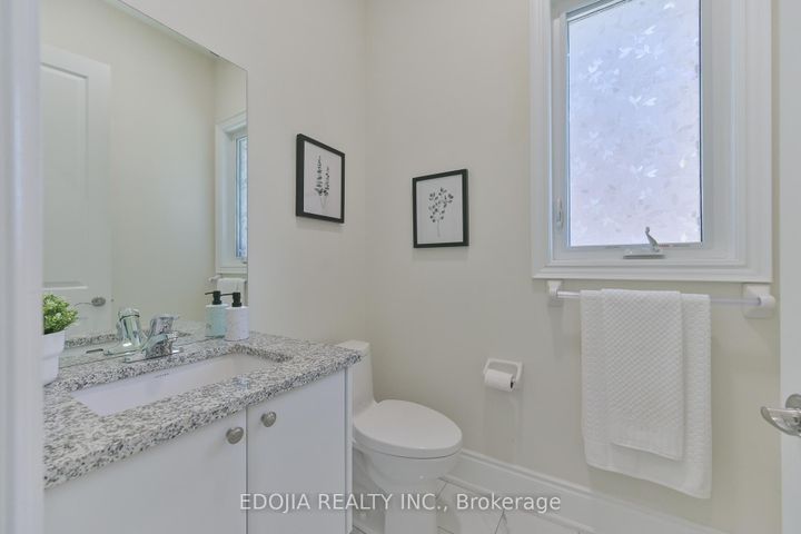 Photo 14 at 11 Alex Black Street, Patterson, Vaughan