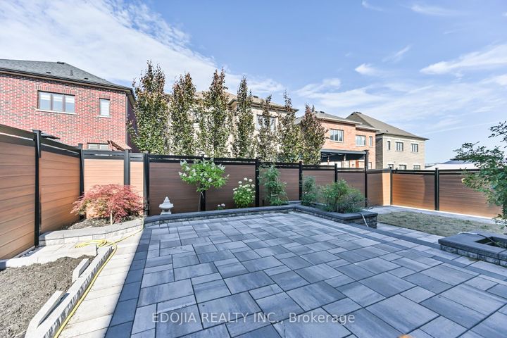 Photo 44 at 11 Alex Black Street, Patterson, Vaughan