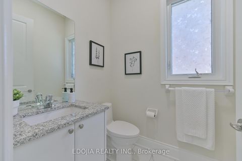 Photo 14 at 11 Alex Black Street, Patterson, Vaughan