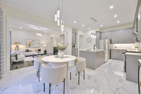 Photo 16 at 11 Alex Black Street, Patterson, Vaughan