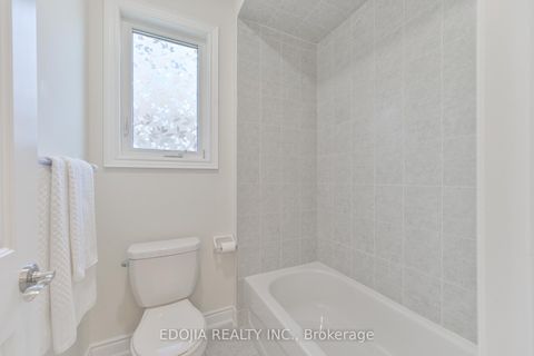 Photo 34 at 11 Alex Black Street, Patterson, Vaughan