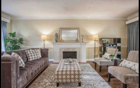 Photo 1 at 48 Trench Street, Mill Pond, Richmond Hill