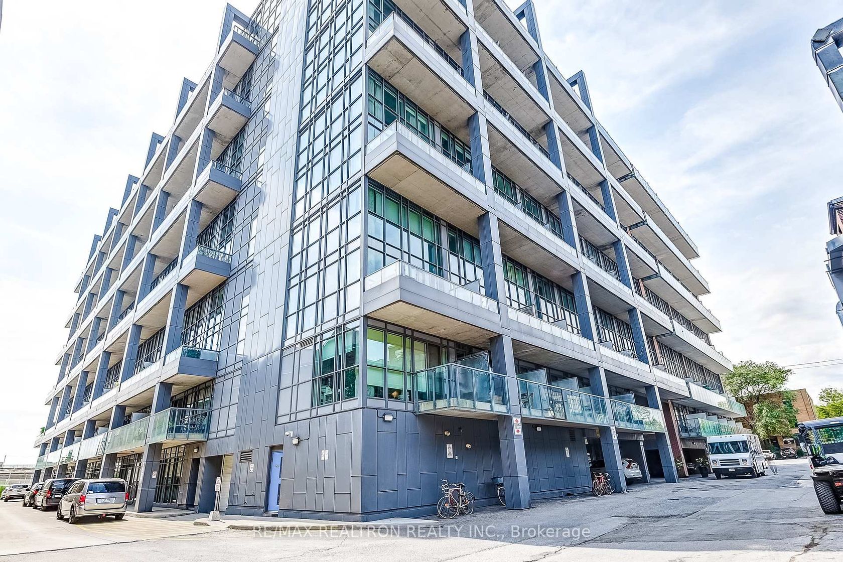 449 - 5 Hanna Avenue, Niagara, Toronto 