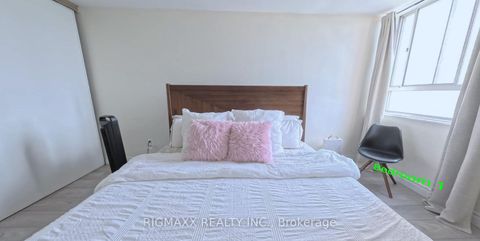 Photo 15 at 907 - 1 Massey Square, Crescent Town, Toronto