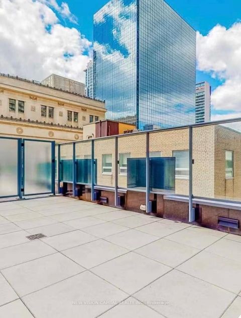 Photo 7 at 715 - 7 Grenville Street, Bay Street Corridor, Toronto