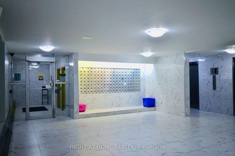 Photo 4 at 216 - 100 Dundalk Drive, Dorset Park, Toronto