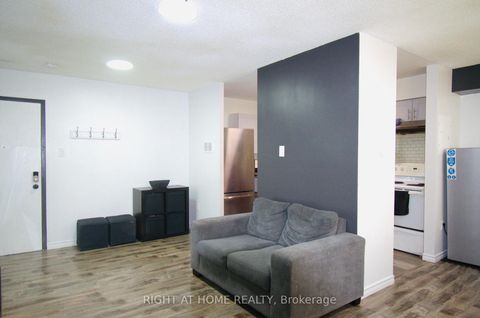 Photo 12 at 216 - 100 Dundalk Drive, Dorset Park, Toronto