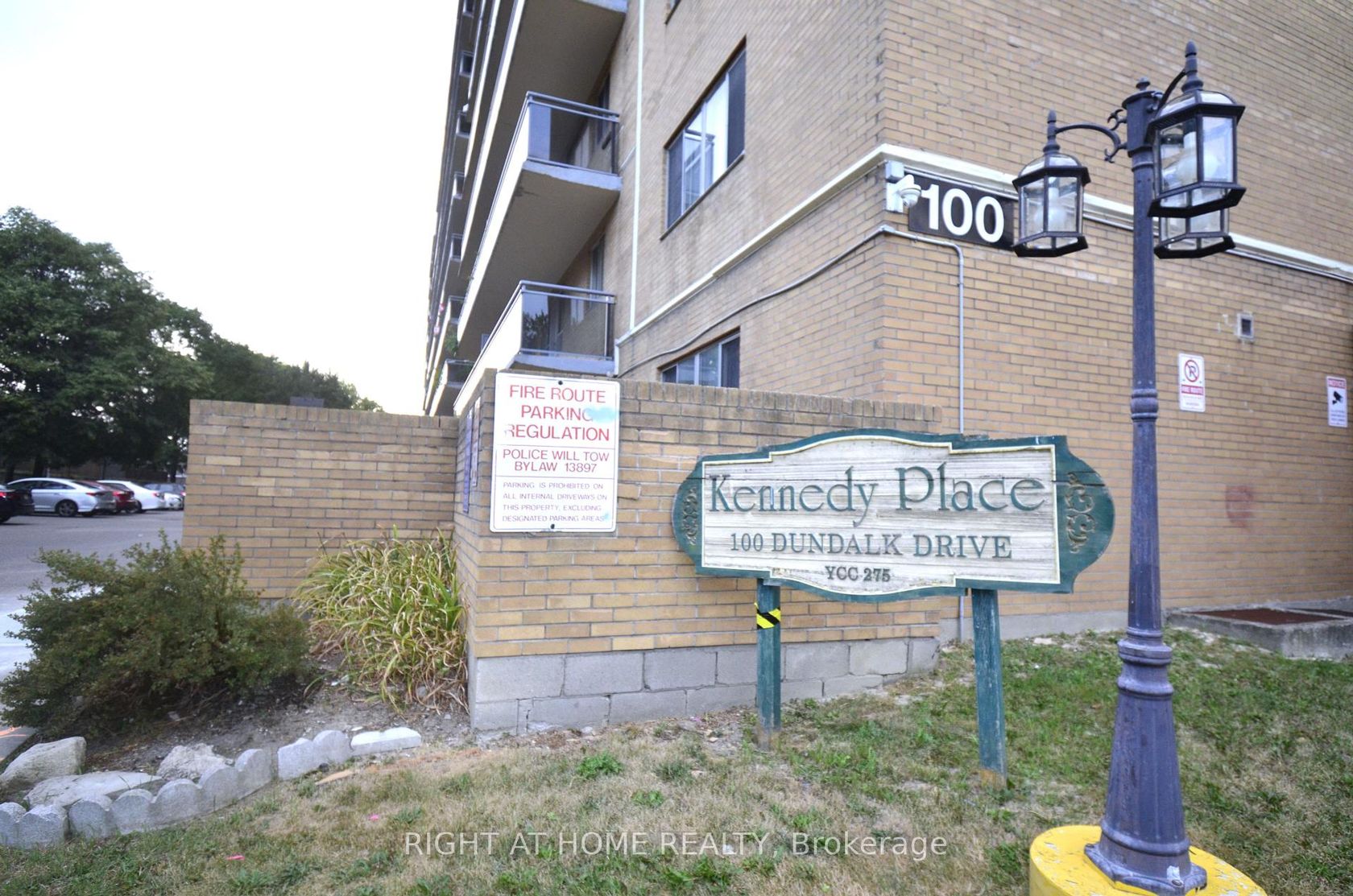 216 - 100 Dundalk Drive, Dorset Park, Toronto 
