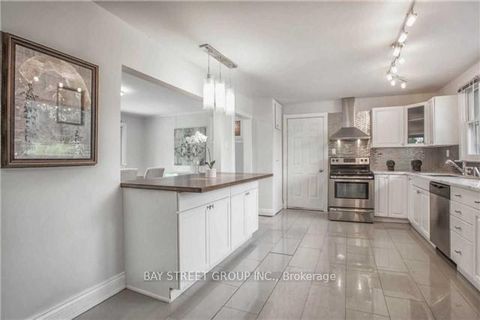 Photo 4 at 1011 Janette Street, Leslie Valley, Newmarket