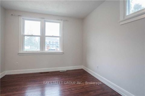 Photo 7 at 1011 Janette Street, Leslie Valley, Newmarket