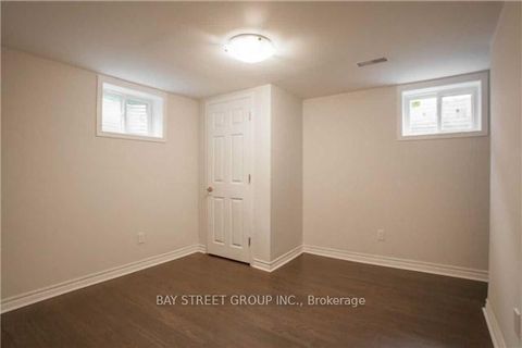 Photo 11 at 1011 Janette Street, Leslie Valley, Newmarket