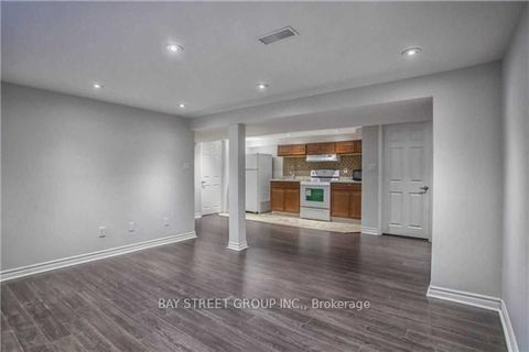 Photo 13 at 1011 Janette Street, Leslie Valley, Newmarket
